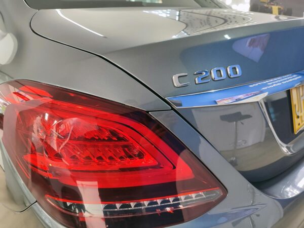 MERCEDES BENZ C 200 - Image 8