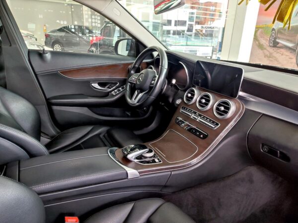 MERCEDES BENZ C 200 - Image 16