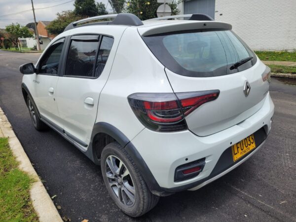 RENAULT SANDERO STEPWAY INTENS MT - Image 7