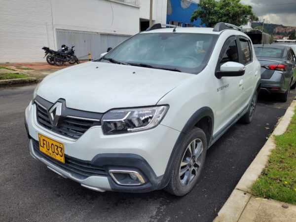 RENAULT SANDERO STEPWAY INTENS MT - Image 3