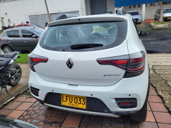 RENAULT SANDERO STEPWAY INTENS MT - Image 9