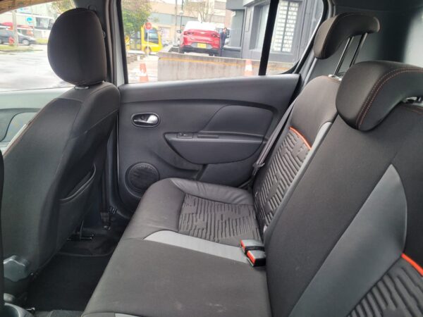 RENAULT SANDERO STEPWAY INTENS MT - Image 15