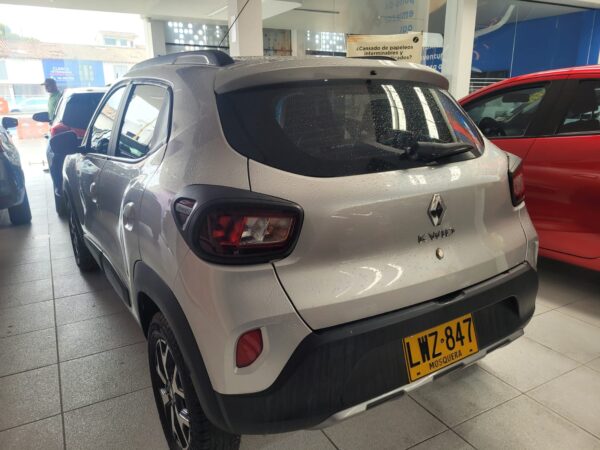 RENAULT KWID OUTSIDER - Image 5