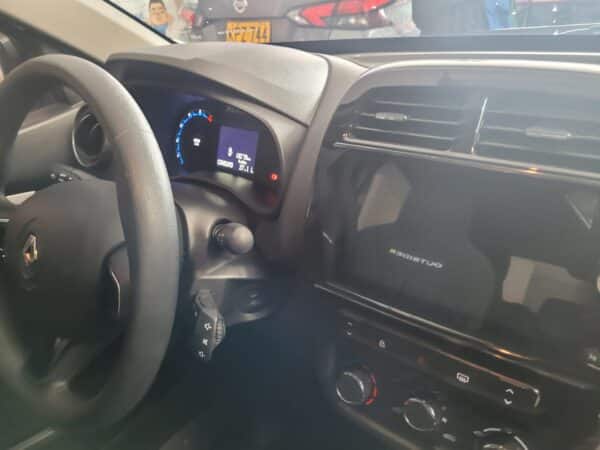 RENAULT KWID OUTSIDER - Image 13