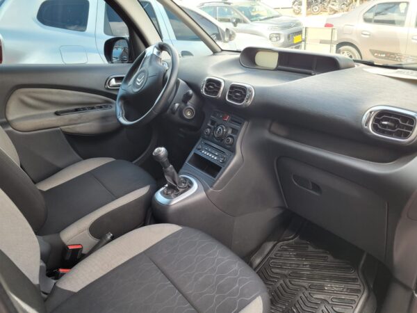 CITROÉN C3 PICASSO - Image 11