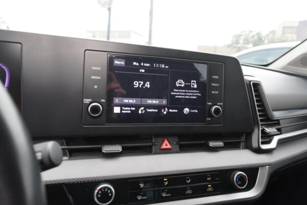 KIA SPORTAGE VIVRANT AT - Image 11