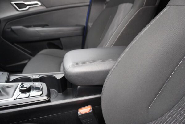 KIA SPORTAGE VIVRANT AT - Image 12