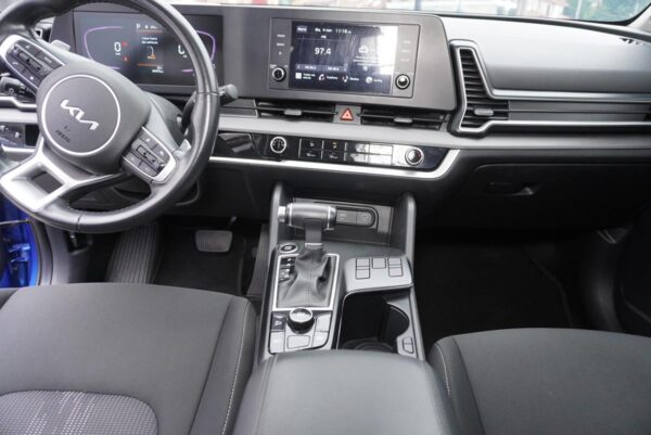 KIA SPORTAGE VIVRANT AT - Image 19