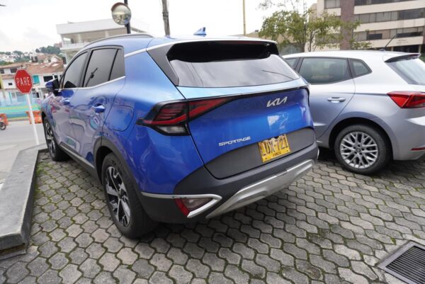KIA SPORTAGE VIVRANT AT - Image 5