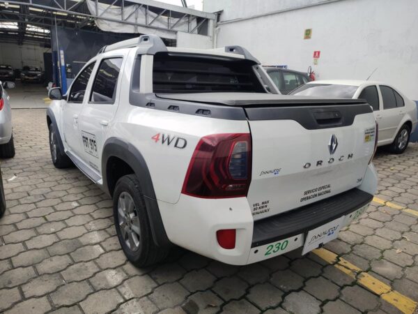 RENAULT DUSTER OROCH 4X4 - Image 5