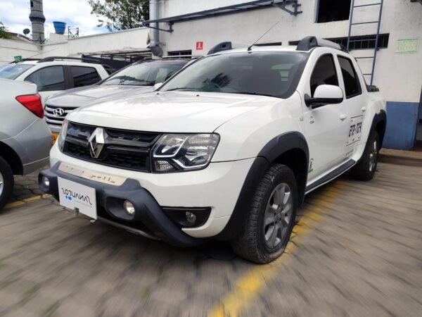 RENAULT DUSTER OROCH 4X4 - Image 9