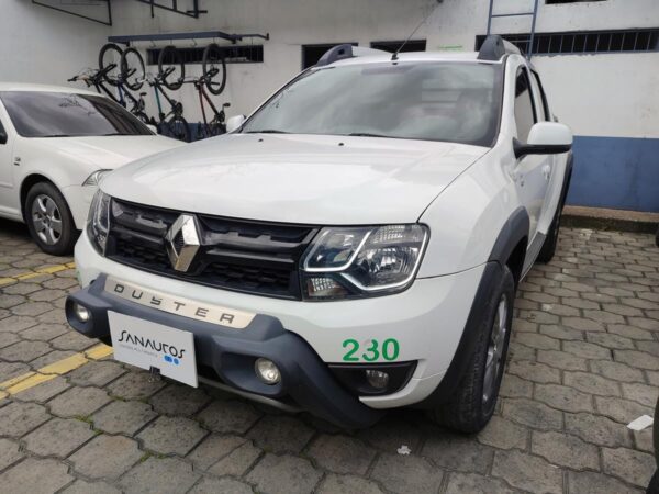 RENAULT DUSTER OROCH 4X4 - Image 3