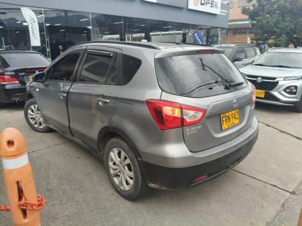 SUZUKI S-CROSS MT - Image 5