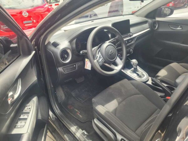 KIA CERATO VIVRO AT - Image 11
