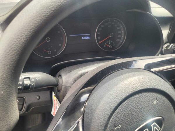 KIA CERATO VIVRO AT - Image 13