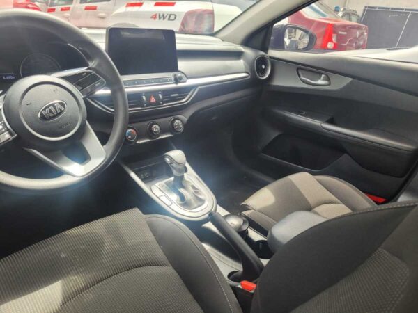 KIA CERATO VIVRO AT - Image 14