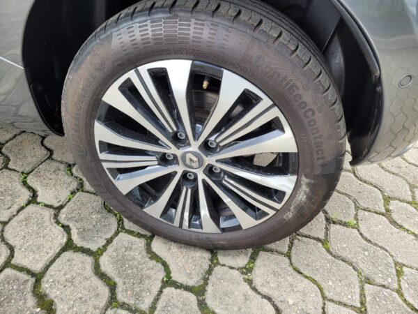 RENAULT ZOE E-TECH 100% ELECTRICO - Image 15