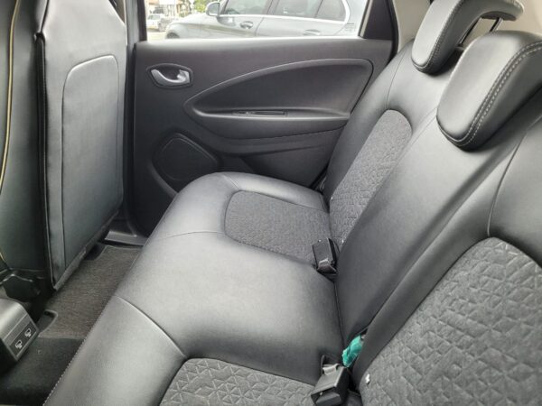 RENAULT ZOE E-TECH 100% ELECTRICO - Image 16