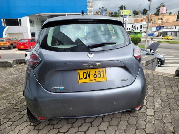 RENAULT ZOE E-TECH 100% ELECTRICO - Image 12