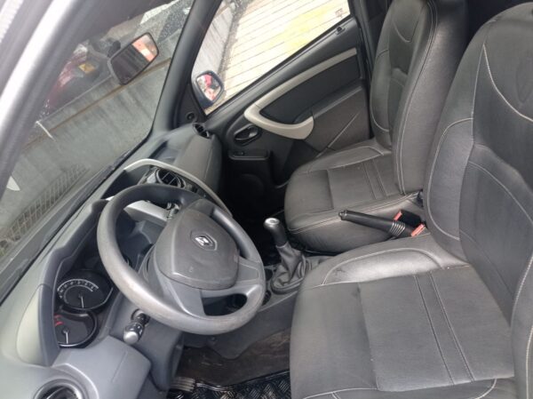 TOYOTA FORTUNER STREET 2.7 - Image 8