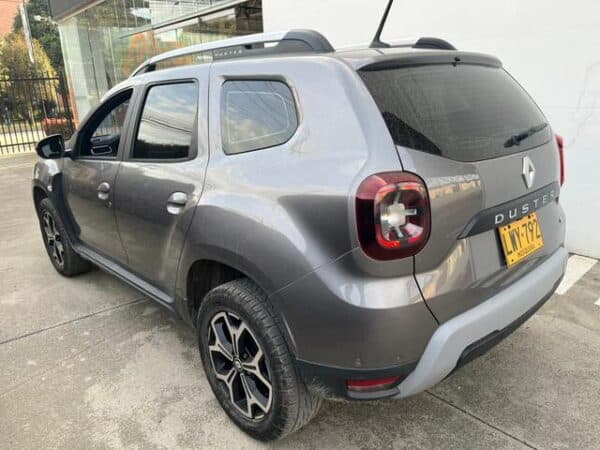 RENAULT DUSTER INTENS 4X4 MT - Image 6
