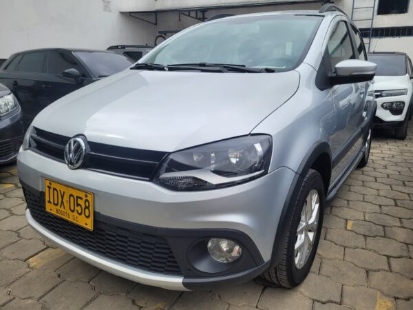 VW  CROSS FOX - Image 4