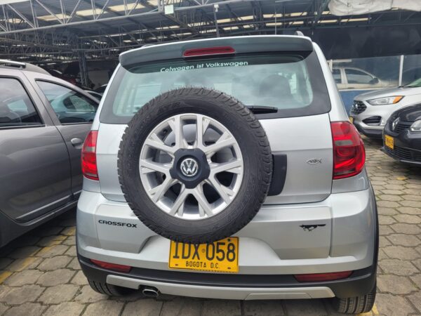 VW  CROSS FOX - Image 7