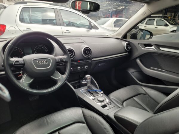 AUDI A3 SPORTBACK AT - Image 12