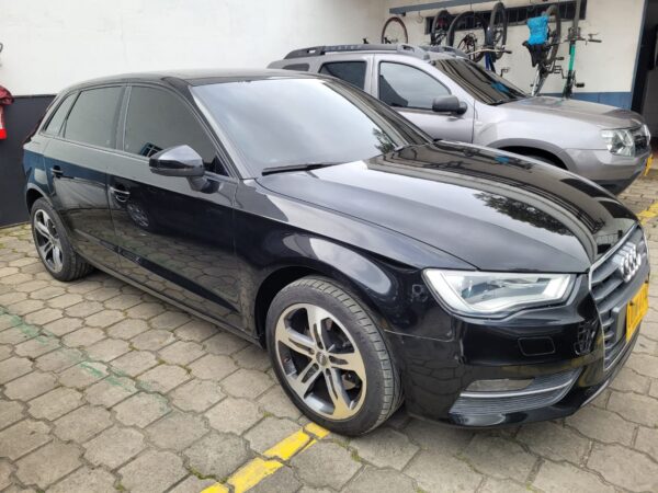 AUDI A3 SPORTBACK AT - Image 8