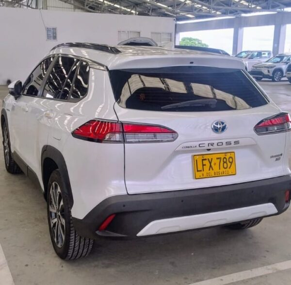 TOYOTA COROLLA CROSS SEG HV - Image 7