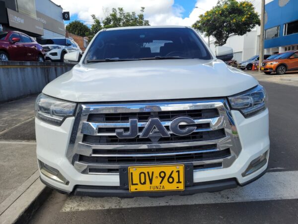 JAC T8 DC 4X4 T - Image 3