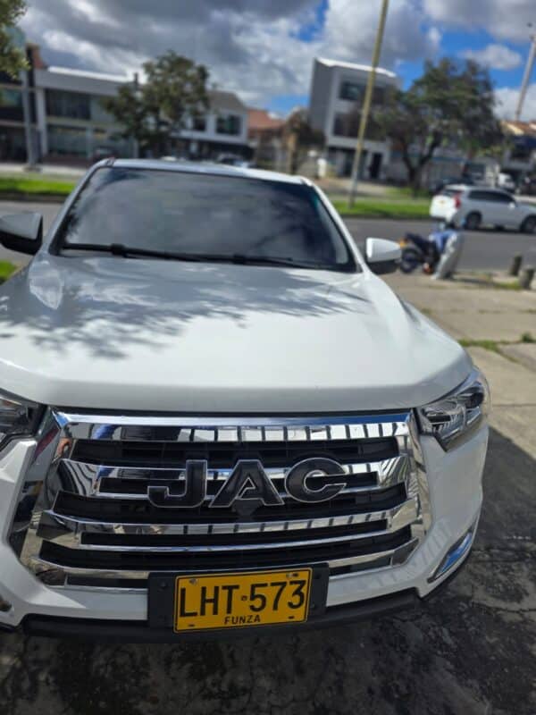 JAC T8 DC 4X4 - Image 3