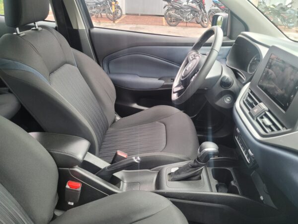SUZUKI BALENO GL AT - Image 12