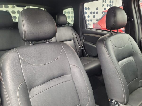RENAULT - DUSTER ZEN MT - Image 12