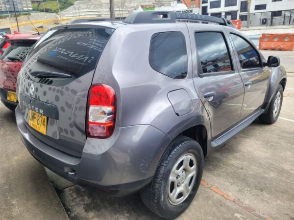 RENAULT - DUSTER ZEN MT - Image 7