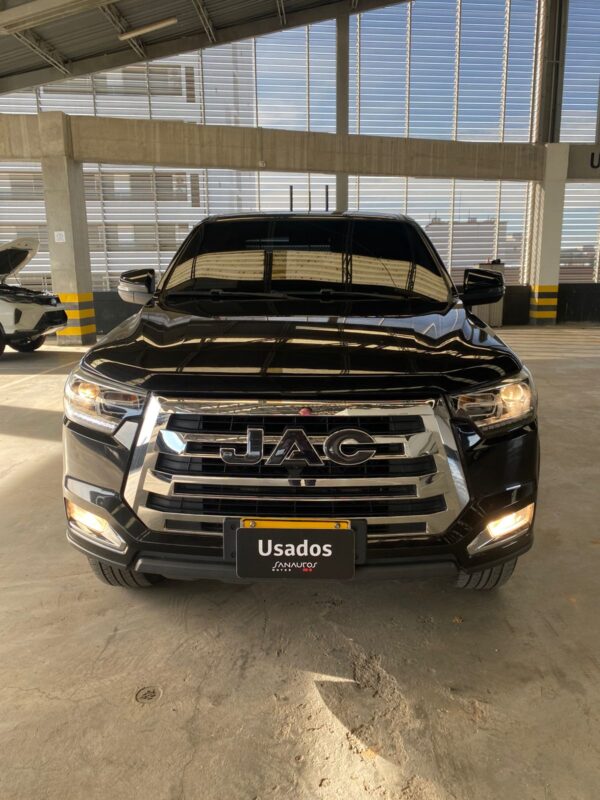 JAC T8 - Image 4