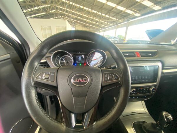 JAC T8 - Image 5