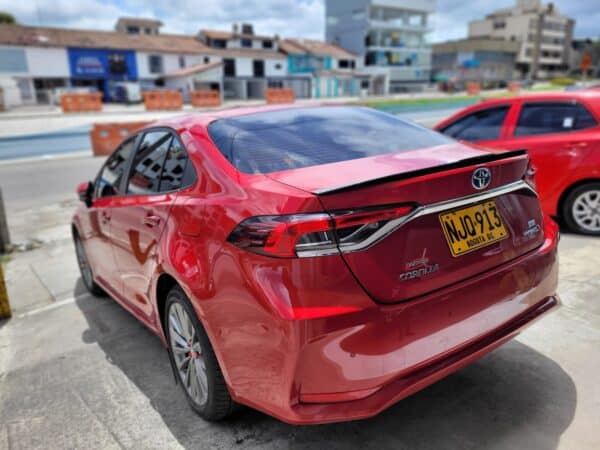 TOYOTA COROLLA XEI - Image 7