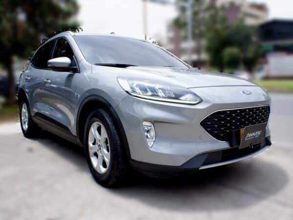 FORD ESCAPE - Image 4