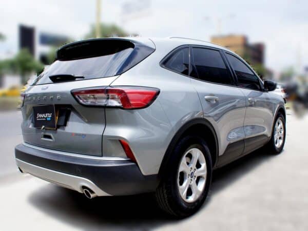 FORD ESCAPE - Image 5