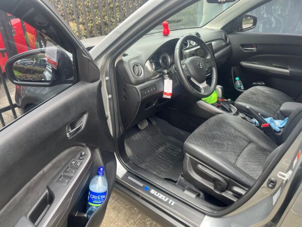 SUZUKI VITARA ALL-GRIP  AT 4X4 - Image 4
