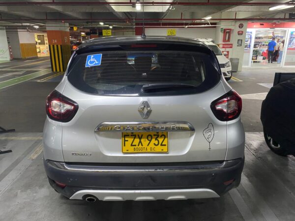 RENAULT CAPTUR INTENS AT - Image 4