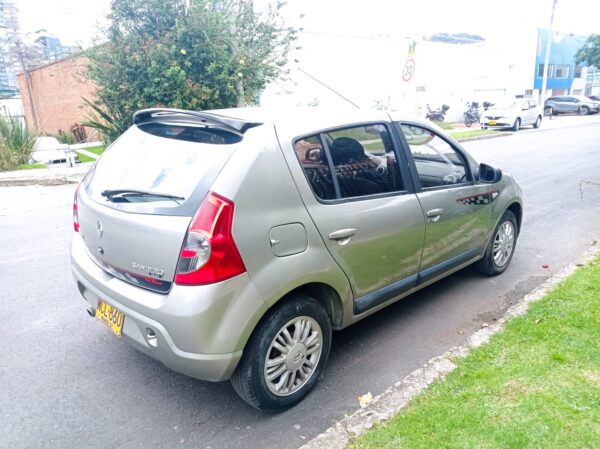 RENAULT SANDERO GT MT - Image 4