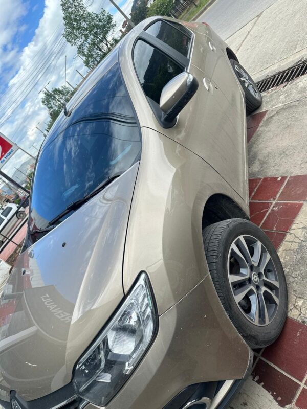 RENAULT LOGAN INTENS MT - Image 6