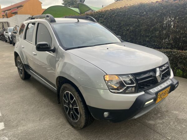 RENAULT DUSTER DYNAMIQUE 4X4 - Image 3