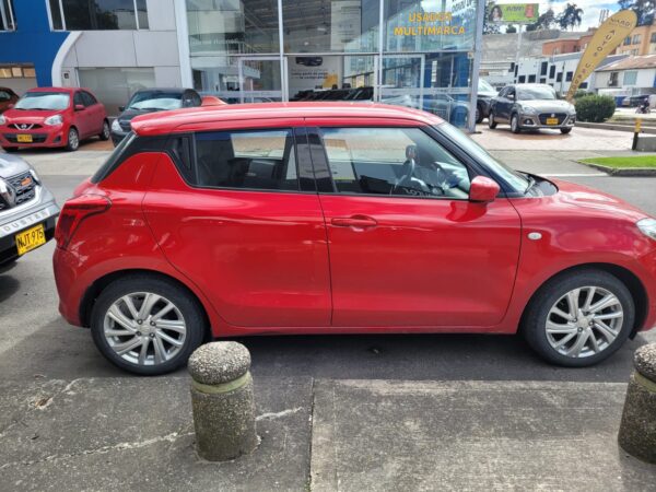 SUZUKI SWIFT 1,2  GL MT HEV - Image 8