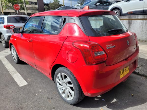 SUZUKI SWIFT 1,2  GL MT HEV - Image 6