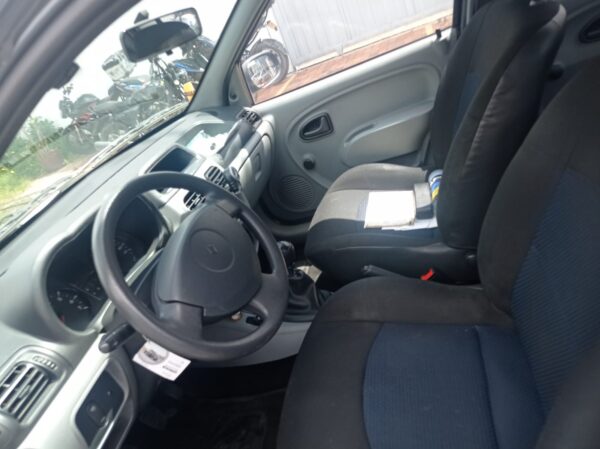 RENAULT CLIO CAMPUS 1.2 MT - Image 10