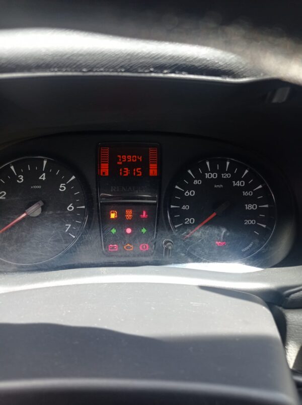 RENAULT CLIO CAMPUS 1.2 MT - Image 9