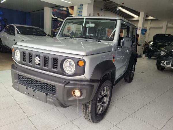 SUZUKI JIMNY 3P AT - Image 4